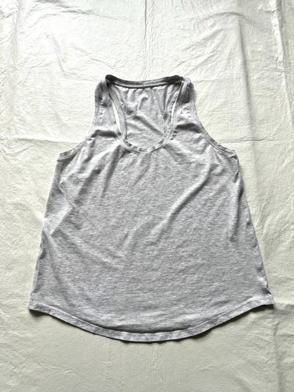 Lululemon Tank top womens size 8 heather gray scoop neck racer back boxy cut